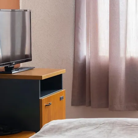 Hotel Slaviani 3*