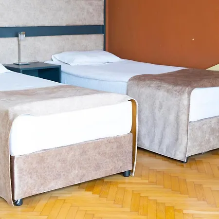 Hotel Slaviani 3*