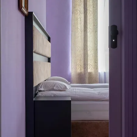 Slaviani Hotel 3*