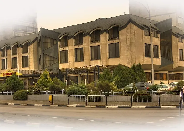 فندق Slaviani 3*