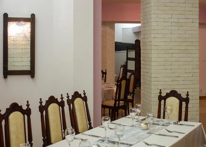 Slaviani فندق 3*